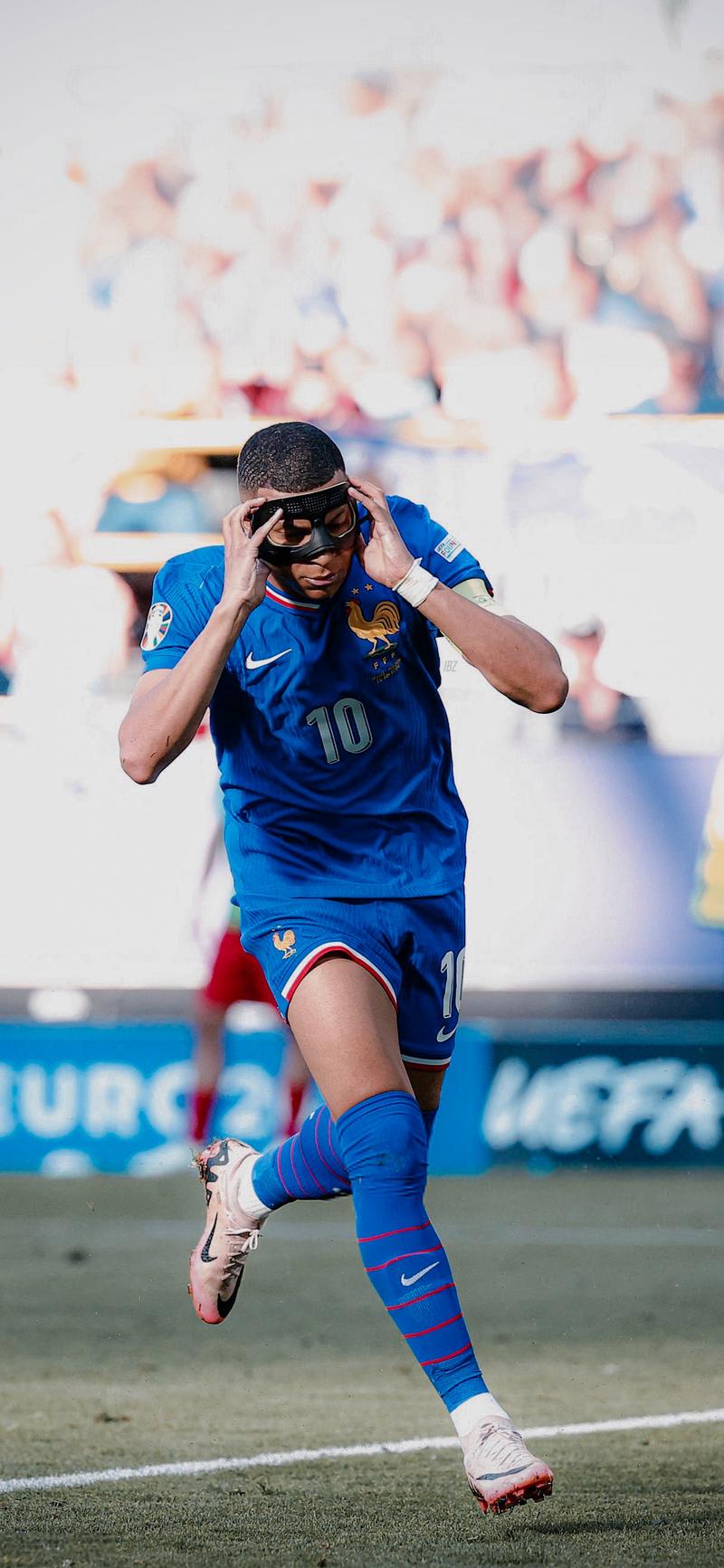 意大利vs挪威：雷特吉PK哈兰德；洛卡特利、弗拉泰西首发（意大利对阵挪威：哈兰德迎战雷特吉，洛卡特利与弗拉泰西首发）