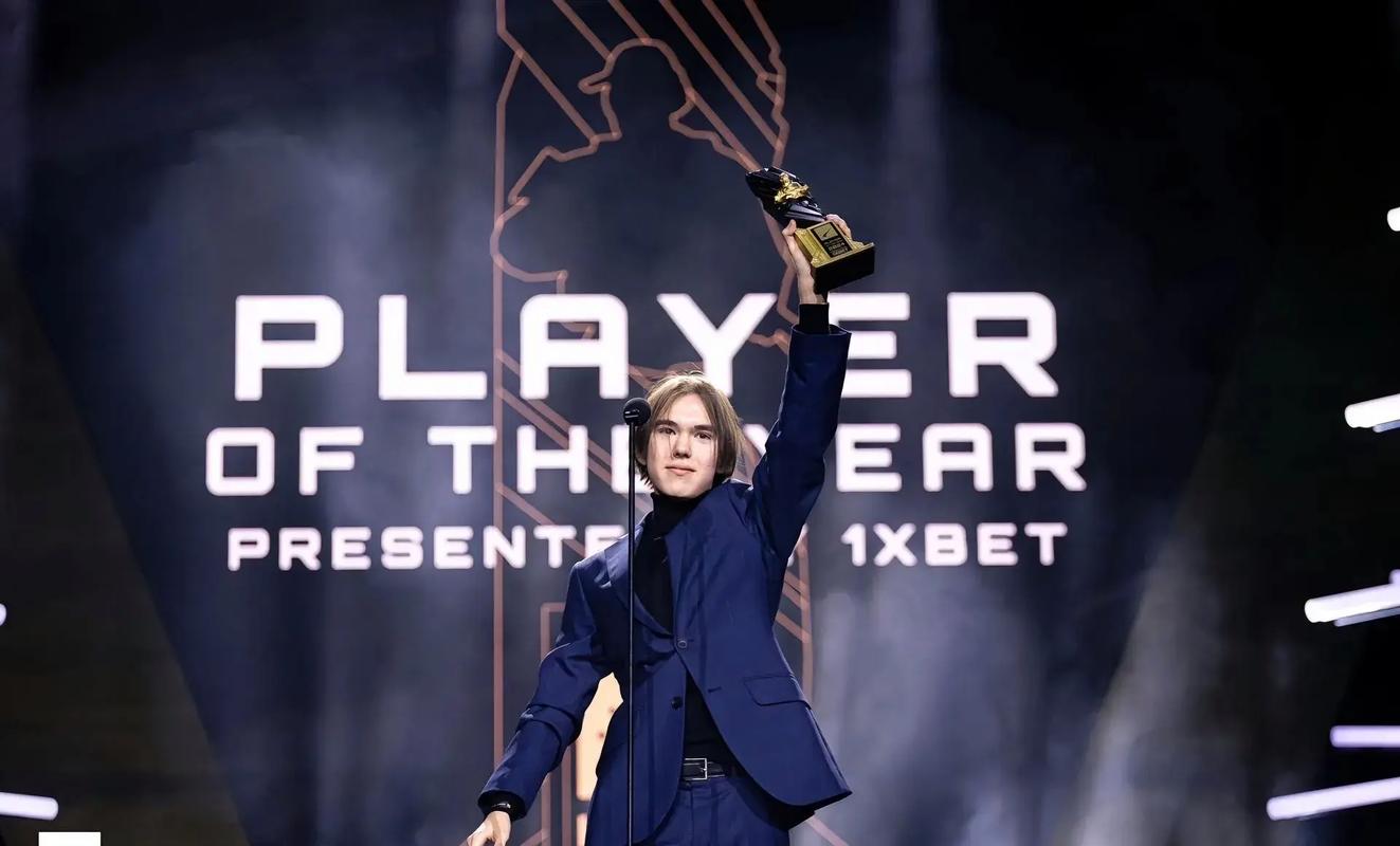 足球豪门巴萨涉足电竞，明年将组建LOL战队